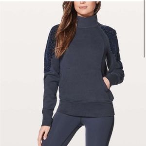 Lululemon Floral Flock Pullover Midnight Navy Size 4